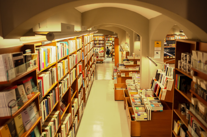 لماذا نتباكى على إغلاق المكتبات؟ 🤗